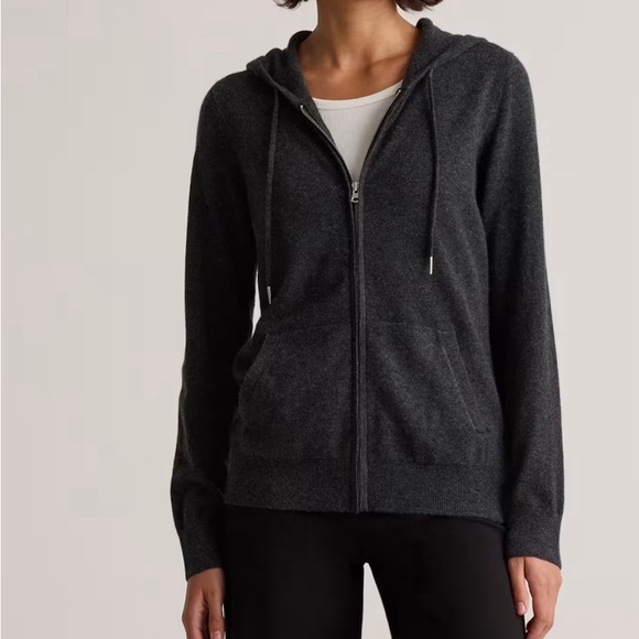 Quince Mongolian Cashmere Full-Zip Hoodie in Charcoal Size: S - Picture 3 of 7